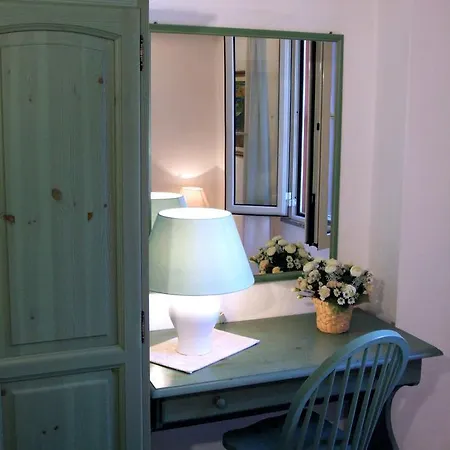 Mica * La Maddalena (Sassari)