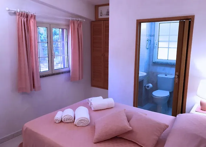 Mica Ла-Маддалена